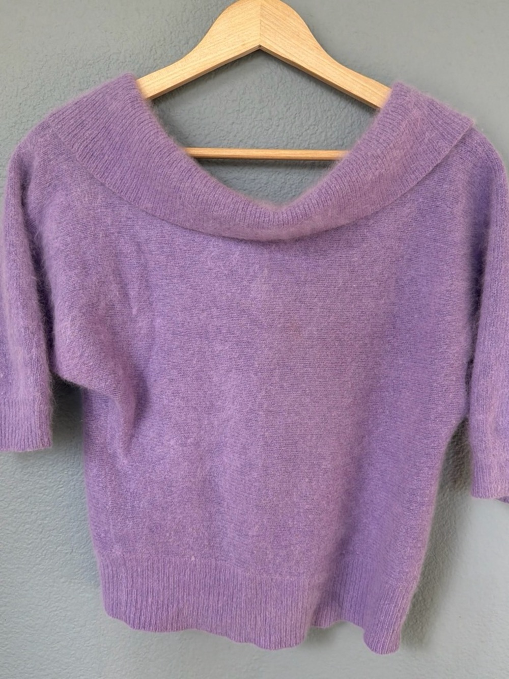 Soft Lilac Women’s Sweater - Short Sleeve Cozy Knit Vintage Angora Sweater